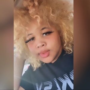 Meet your Posher, Hope